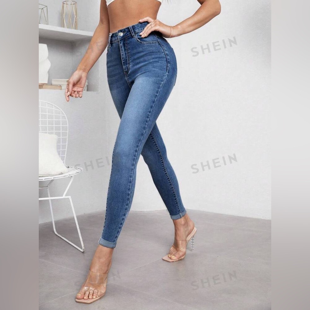 Skinny jeans